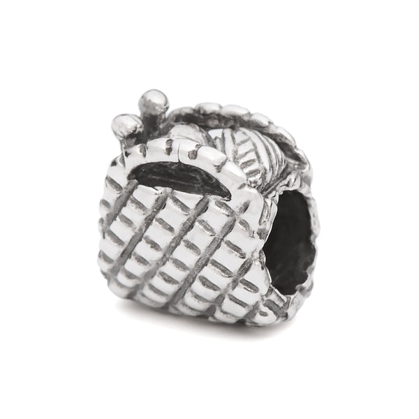 Knitting, Silver